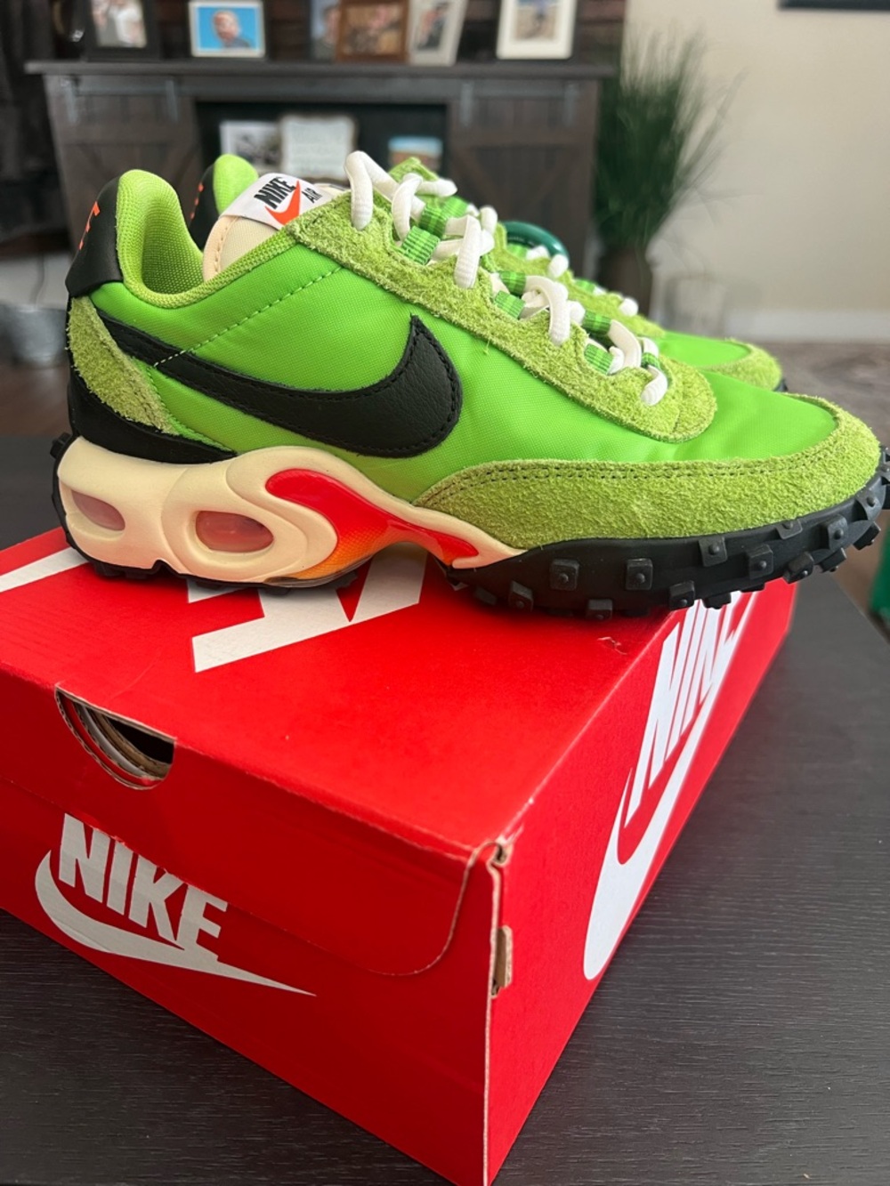 Nike Air Max Waffle SP NWT purchased wrong size, Authenticated by Stock X